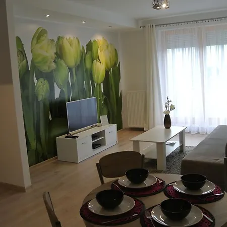 City House - Bianco דירה *