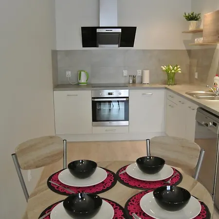 City House - Bianco * שצ'צ'ין